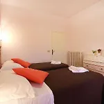 לינה וארוחת בוקר Relais Sampaoli 3*